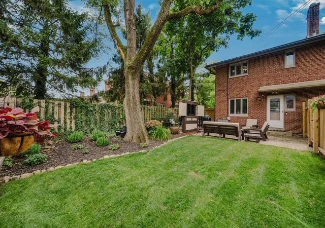 2nd image of 1966 Northwest Blvd, Columbus, OH 43212 | MLS# 226027430