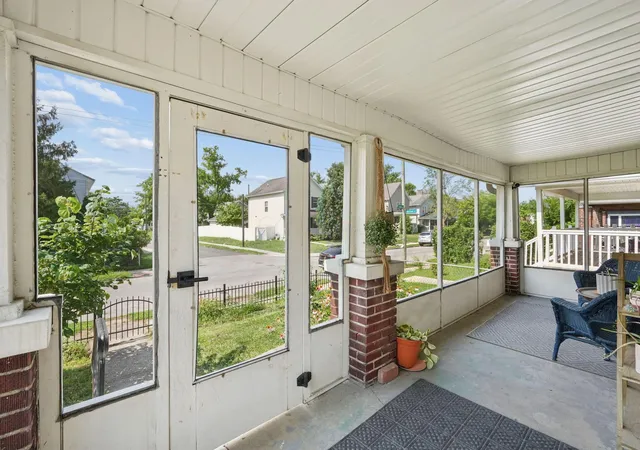 Photo 4 of Single family home for sale at 1124 E 21st Avenue, Columbus, OH 43211 | MLS# 226027638 | Listing updated on 2026-08-20