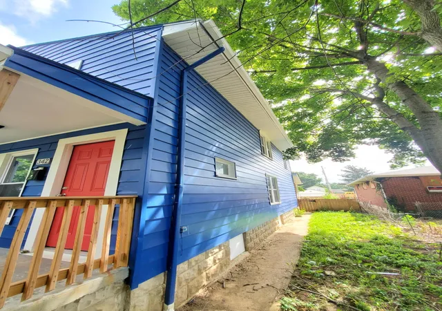 Photo 3 of Multi family home for sale at 340 S Wayne Ave, Columbus, OH 43204 | MLS# 226027420 | Listing updated on 2026-09-16