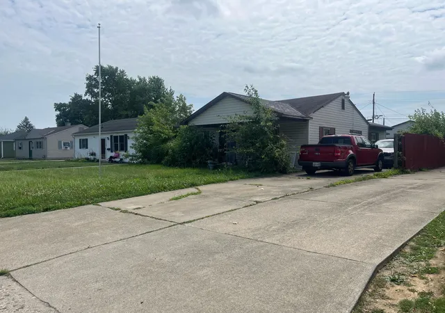 2nd image of 543 Warren Ave, Washington Court House, OH 43160 | MLS# 226027436
