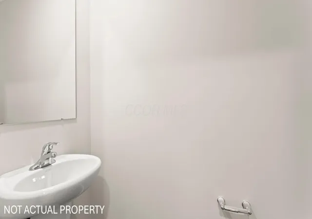 3rd image of 5874 Scarlet Birch Dr, Canal Winchester, OH 43110 | MLS# 226027443