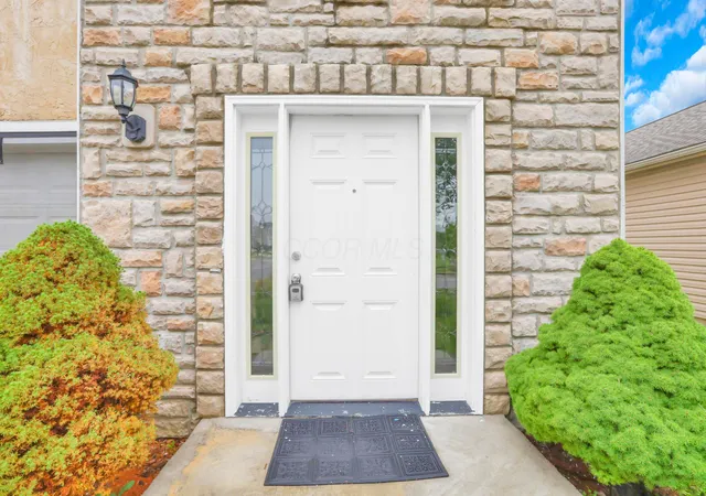 image of 5480 Shannon Square Dr, Canal Winchester, OH 43110 | MLS# 226027571