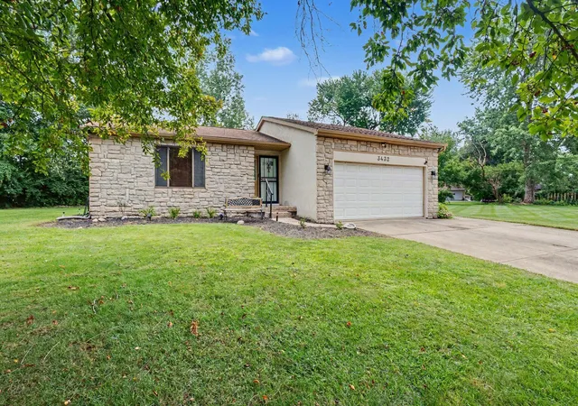 Photo 3 of Single family home for sale at 3432 Society Hl Ct, Columbus, OH 43219 | MLS# 226027482 | Listing updated on 2026-09-04