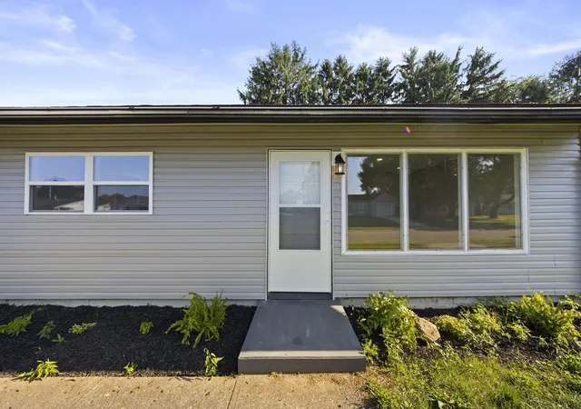 3rd image of 548 Seneca Dr, Newark, OH 43055 | MLS# 226027493