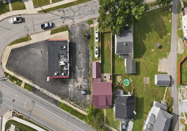 21st image of 535 E Main St, Ashland, OH 44805 | MLS# 226027812