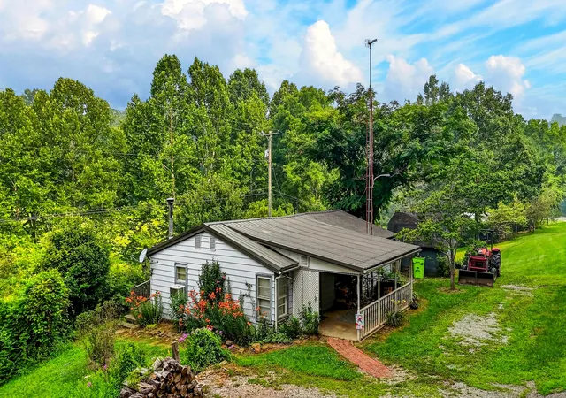 Photo 1 of Single family home for sale at 33791 State Route 683, Mc Arthur, OH 45651 | MLS# 226027541 | Listing updated on 2026-09-18