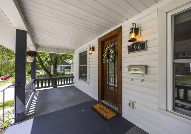 4th image of 196 Brighton Rd, Columbus, OH 43202 | MLS# 226031482