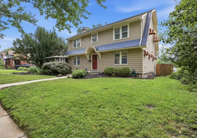 2nd image of 23 Blenheim Rd, Columbus, OH 43214 | MLS# 226027597