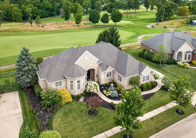 1st image of 5521 Oak View Dr, Maineville, OH 45039 | MLS# 226027678