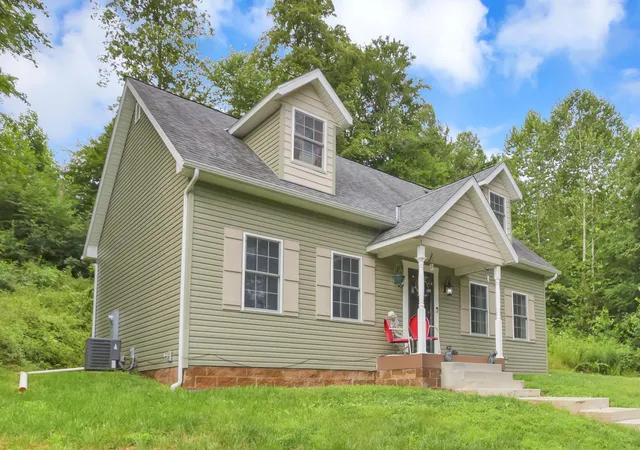 Photo 3 of Single family home for sale at 11556 Maysville Williams Rd, Logan, OH 43138 | MLS# 226027820 | Listing updated on 2026-09-08