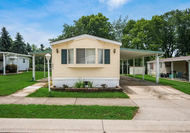 3rd image of 483 Shenandoah Valley Dr, Columbus, OH 43207 | MLS# 226028125