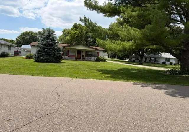 2nd image of 75 Park Dr, Thornville, OH 43076 | MLS# 226027762