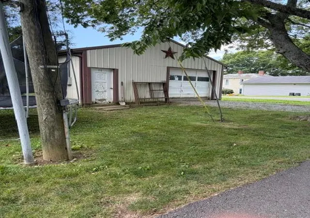 Photo 4 of Sale Pending at 75 Park Dr, Thornville, OH 43076 | MLS# 226027762 | Listing updated on 2026-09-24
