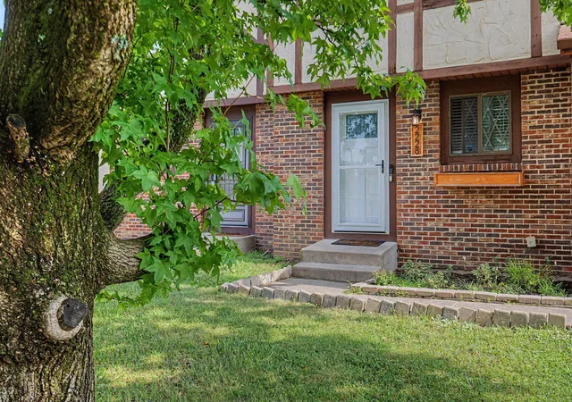 4th image of 2228 Pinion Pl, Reynoldsburg, OH 43068 | MLS# 226027648