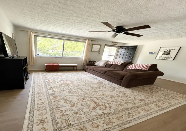 Photo 3 of Single family home for sale at 6073 Silverwood St, Columbus, OH 43229 | MLS# 226028082 | Listing updated on 2026-09-18