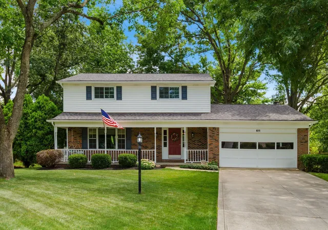 Photo 1 of Single family home for sale at 611 Fawndale Pl, Columbus, OH 43230 | MLS# 226027688 | Listing updated on 2026-09-02