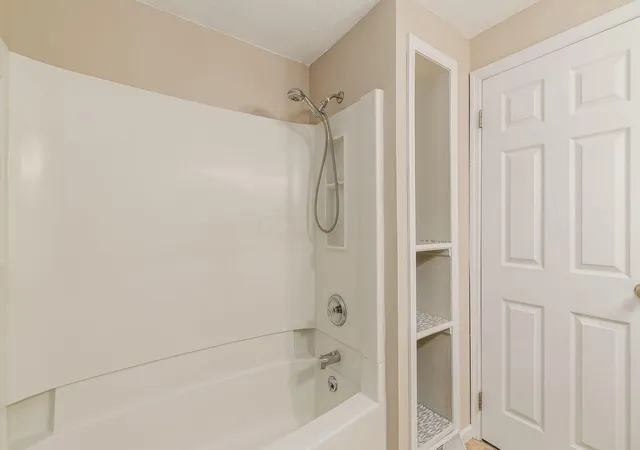 Photo 46 of Single family home for sale at 611 Fawndale Pl, Columbus, OH 43230 | MLS# 226027688 | Listing updated on 2026-09-02