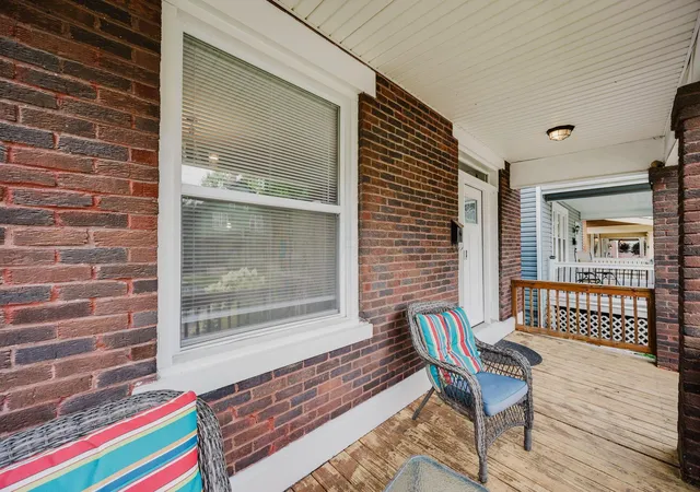 3rd image of 951 S Champion Ave, Columbus, OH 43206 | MLS# 226028449