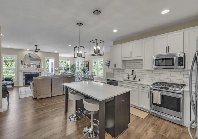 3rd image of 2753 Newbern Dr W, Blacklick, OH 43004 | MLS# 226027808