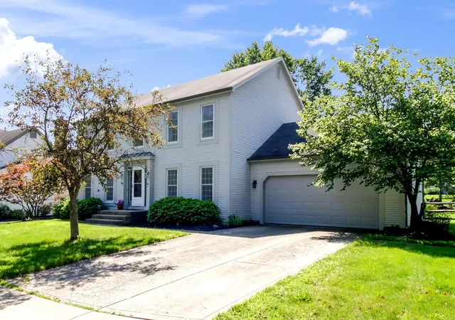 2nd image of 139 Kellys Ct, Powell, OH 43065 | MLS# 226028953