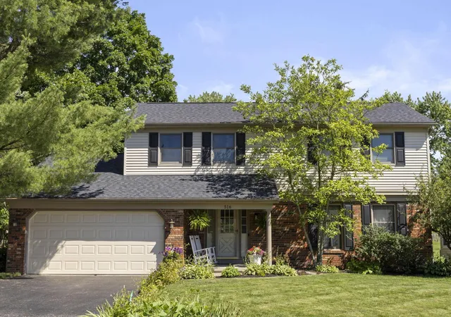 Photo 1 of Single family home for sale at 516 Stedway Ct, Columbus, OH 43230 | MLS# 226027742 | Listing updated on 2026-08-03