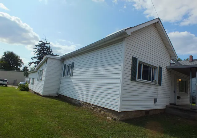 2nd image of 224 Ward St, Bellefontaine, OH 43311 | MLS# 226027766