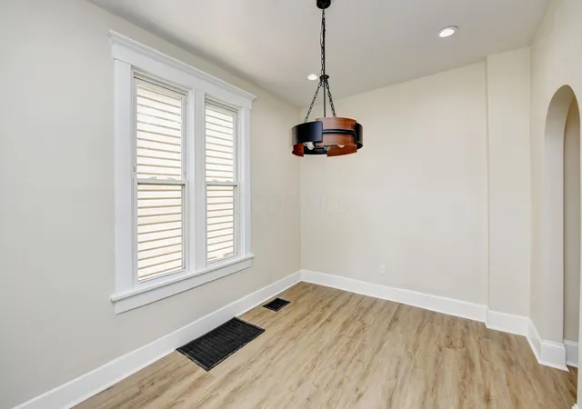 Photo 3 of Single family home for sale at 644 E Whittier St, Columbus, OH 43206 | MLS# 226027882 | Listing updated on 2026-08-28