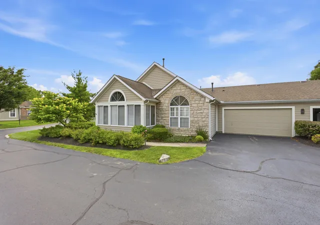 Photo 1 of Condo for sale at 731 Windward Ln, Columbus, OH 43230 | MLS# 226027876 | Listing updated on 2026-09-12