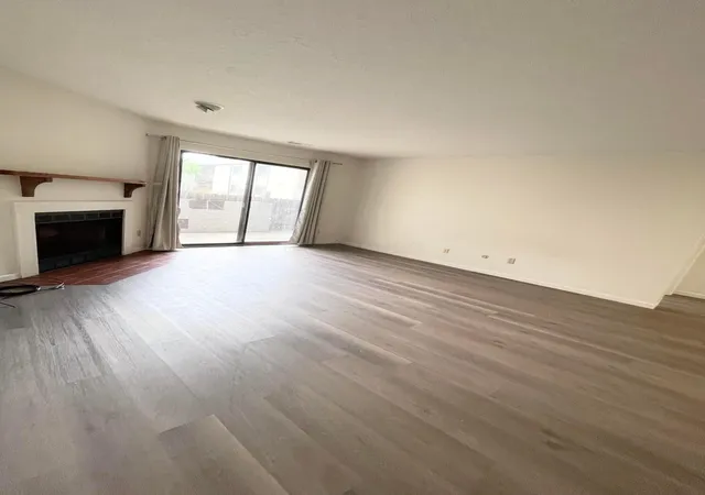 3rd image of 2172 Hedgerow Rd #2172C, Columbus, OH 43220 | MLS# 226027795