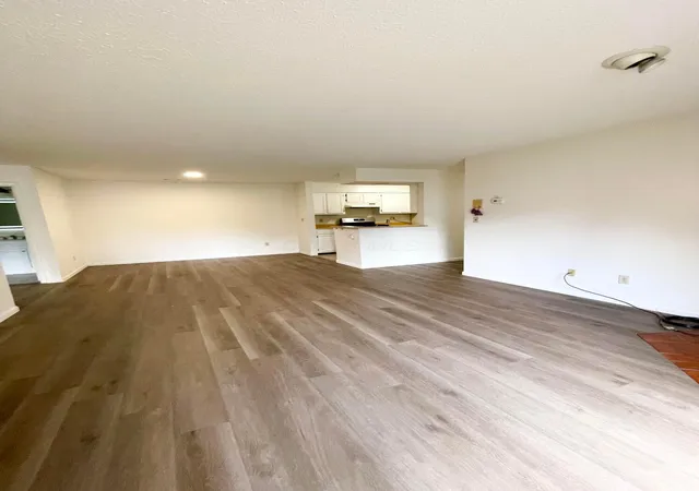 5th image of 2172 Hedgerow Rd #2172C, Columbus, OH 43220 | MLS# 226027795