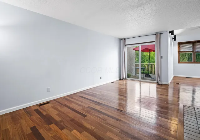 4th image of 5219 Willow Grv Pl S, Dublin, OH 43017