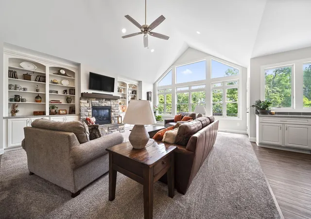 Photo 3 of Single family home for sale at 277 Robin Pl, Canal Winchester, OH 43110 | MLS# 226027976 | Listing updated on 2026-09-15