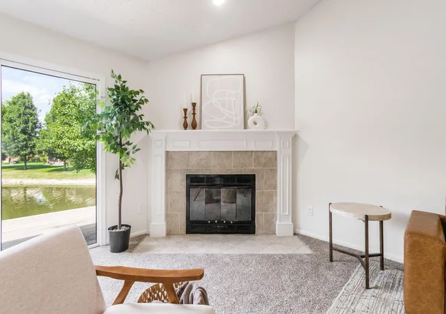Listing Photo 3 - Condo for sale in building located at 3931 Inverness Cir, Dublin, OH 43016