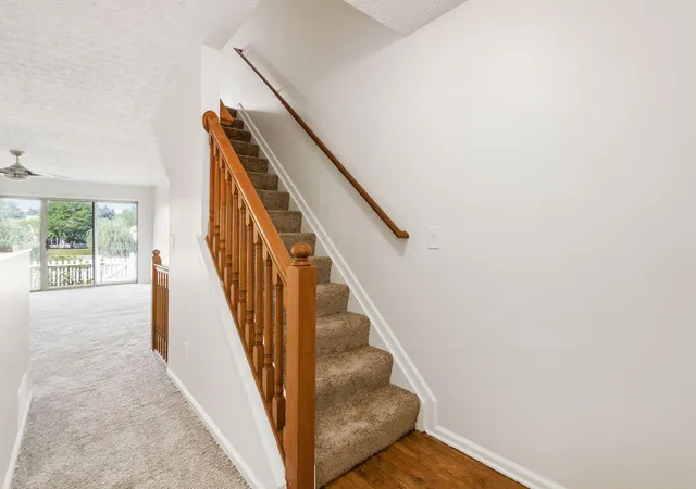 3rd image of 3656 Lakestone Cir, Hilliard, OH 43026 | MLS# 226027979