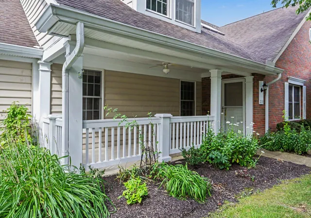 Listing Photo 2 - Condo for sale in building located at 213 Shannon Ln, Granville, OH 43023 - Unit #