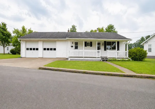 1st image of 40 Sunset Dr, Mcconnelsville, OH 43756 | MLS# 226028230
