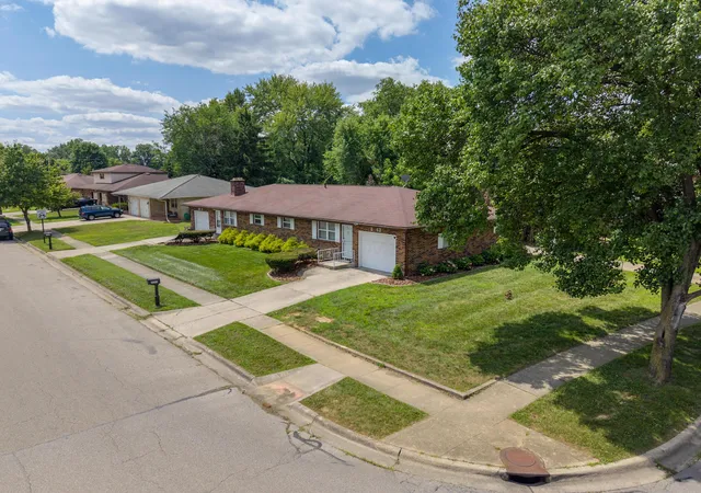 5th image of 2643 Blossom Ave, Columbus, OH 43231