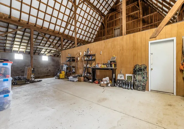 3rd image of 19300 Frampton Rd Ne, Frazeysburg, OH 43822 | MLS# 226028018