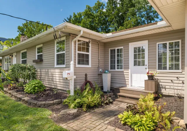 4th image of 1565 Graham Rd, Reynoldsburg, OH 43068 | MLS# 226028037
