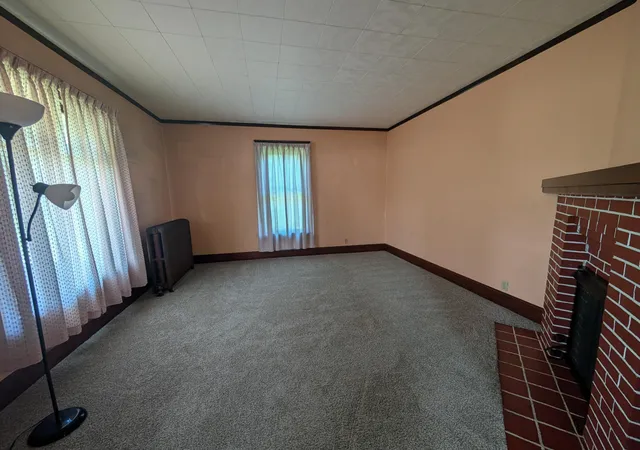 Photo 4 of Single family home for sale at 900 W Brown St, New Lexington, OH 43764 | MLS# 226028036 | Listing updated on 2026-09-19