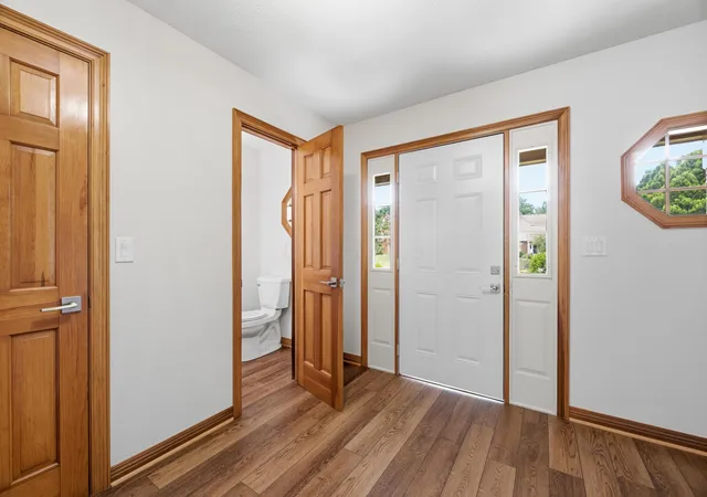 Photo 4 of Single family home for sale at 11125 Huntington Way NW, Pickerington, OH 43147 | MLS# 226027940 | Listing updated on 2026-09-12