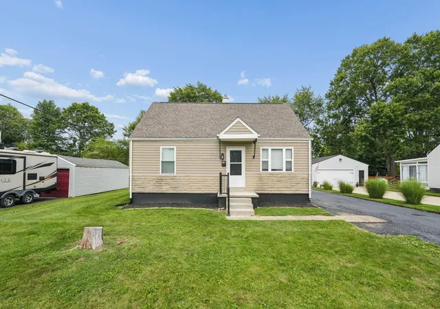 1st image of 196 Maple Dr, Columbus, OH 43228 | MLS# 226028424