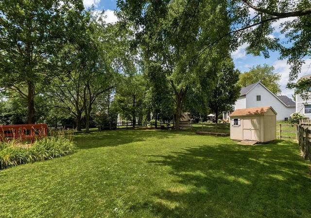 4th image of 2973 Stone Mountain Dr, Pickerington, OH 43147 | MLS# 226028081