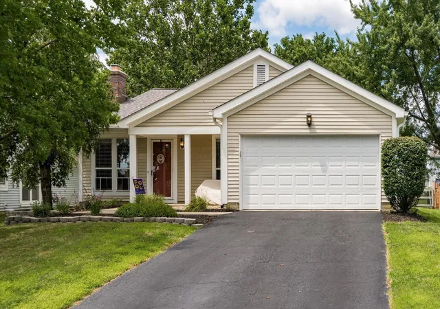 5th image of 2973 Stone Mountain Dr, Pickerington, OH 43147 | MLS# 226028081