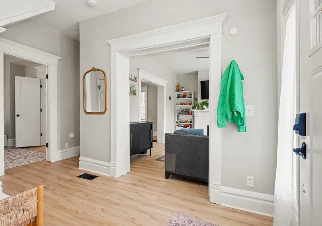 Photo 3 of Single family home for sale at 242 S Cypress Ave, Columbus, OH 43223 | MLS# 226028165 | Listing updated on 2026-09-16