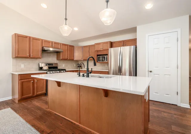5th image of 655 E Beaumont Rd, Columbus, OH 43214 | MLS# 226029539