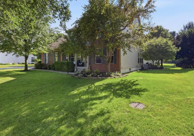 3rd image of 3193 Walkerview Dr, Hilliard, OH 43026 | MLS# 226028003