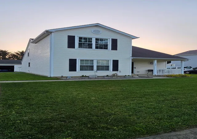 1st image of 1024 Braxton Blvd, London, OH 43140 | MLS# 226028040