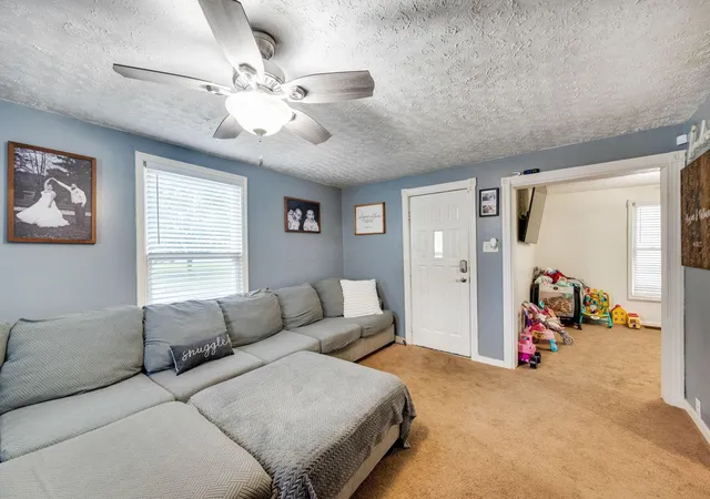 Photo 3 of Single family home for sale at 161 Superior St, Marion, OH 43302 | MLS# 226028060 | Listing updated on 2026-09-14