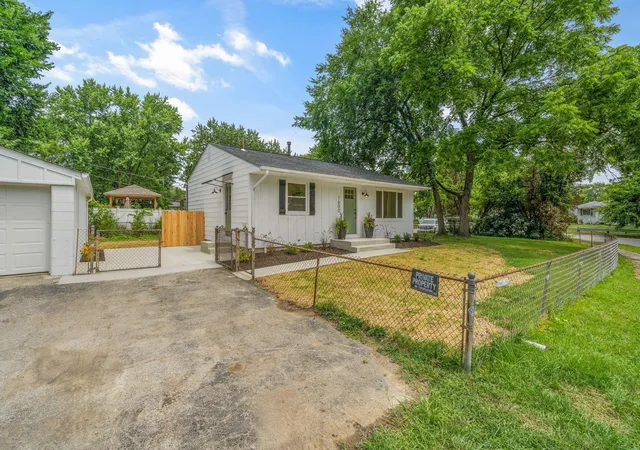 4th image of 1600 Koebel Rd, Columbus, OH 43207 | MLS# 226028603